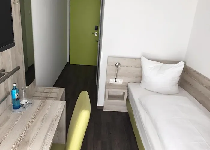 Novina Sleep 3*